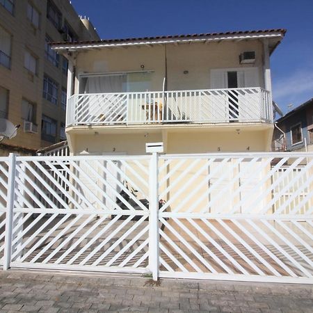 Casa Completa-900 Metros-Praia Das Asturias-Wi-Fi 300Mb-Garagem-Churrasqueira-Facil Acesso Comercio Local กัวรูจา ภายนอก รูปภาพ